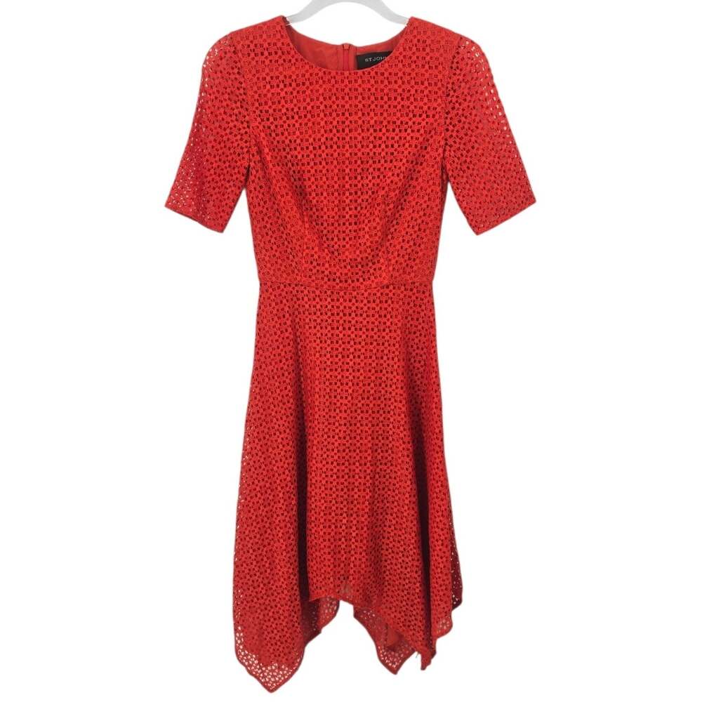 St. John Sienna Embroidered Eyelet Lace Handkerchief Hem Dress NWT Size 0